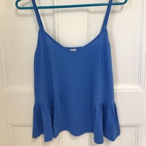 blue tank top (flowy)